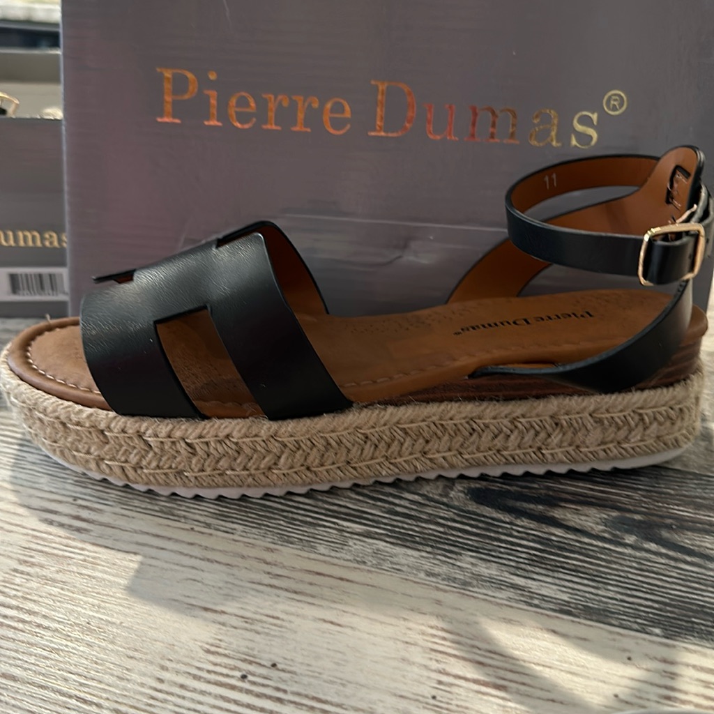 Brand New Pierre Dumas Size 11